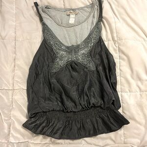 Woman’s cottage butterfly shirt size small